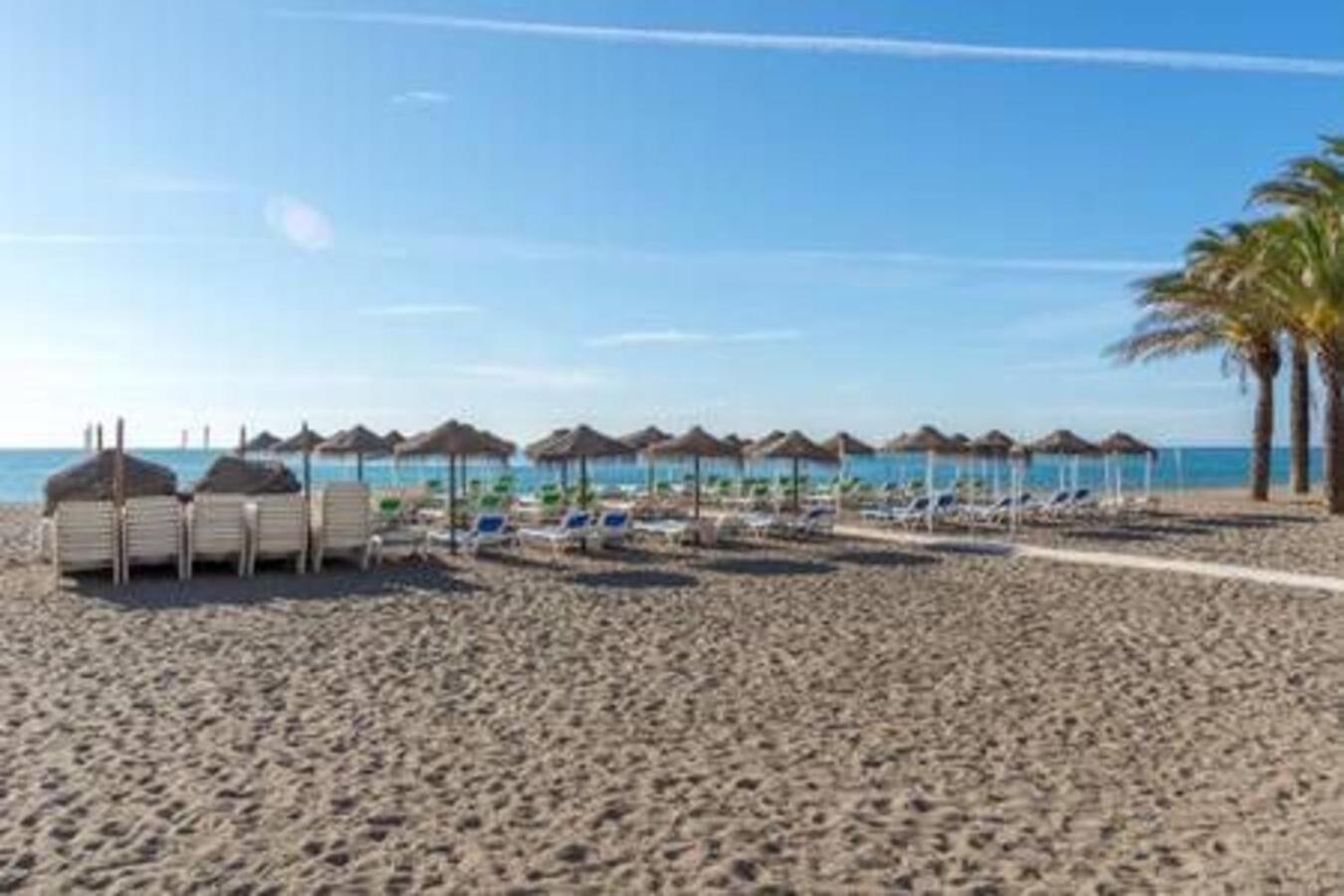 טורמולינוס Playamar Waterfront Exclusive Apartment And Views Tower 2 Fl 14 מראה חיצוני תמונה