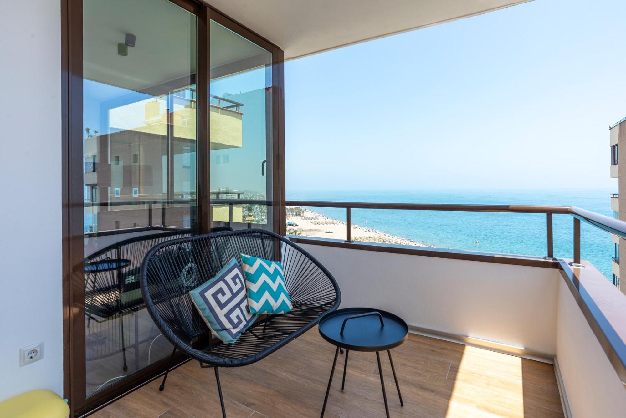 טורמולינוס Playamar Waterfront Exclusive Apartment And Views Tower 2 Fl 14 מראה חיצוני תמונה